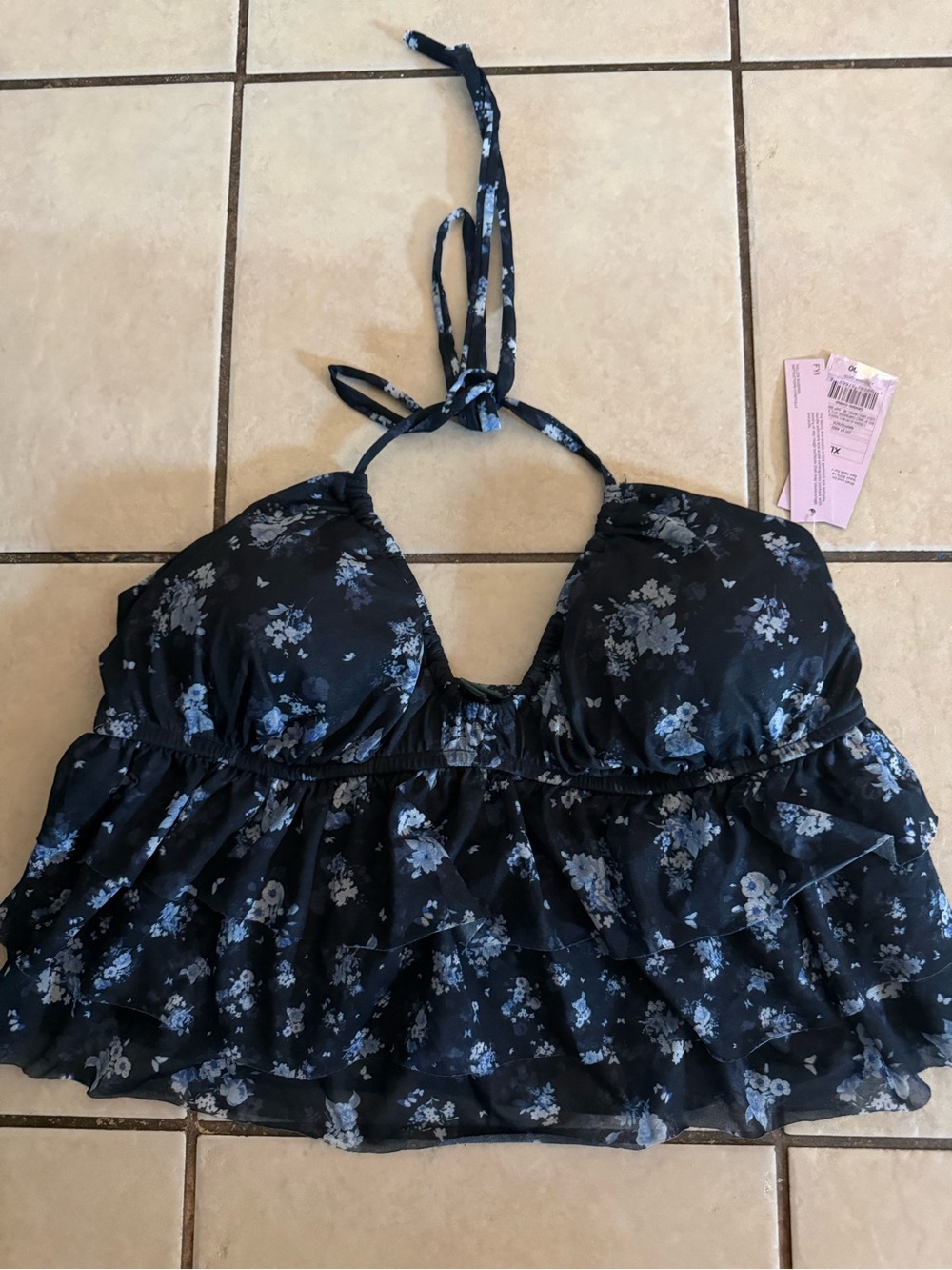 Black Floral ruffled halter  Top - wild fable